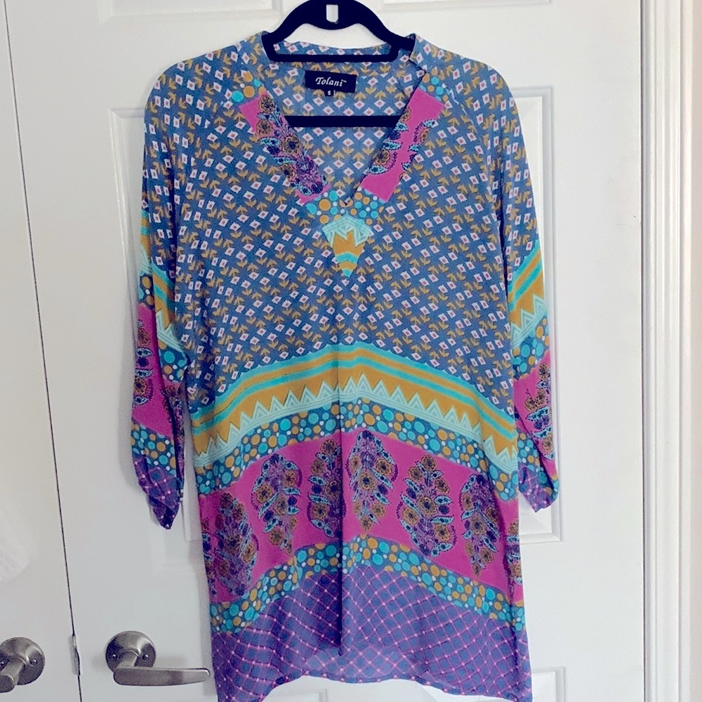 Tolani Silk Tunic. Size small.